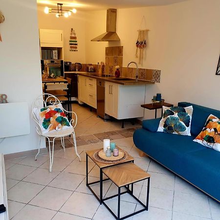 Location De Vacances T2 Non Loin D'Aix Et Marseille Pourrieres Exteriör bild